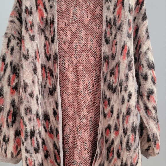 Anthropologie Zoey Leopard Cardigan size MP - Picture 14 of 15